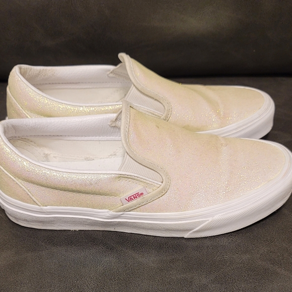 Vans 7.5 womens, 6 men - Picture 3 of 4